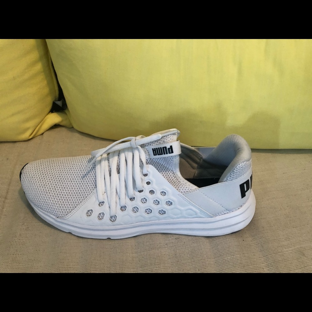 Puma - Picture 2 of 6